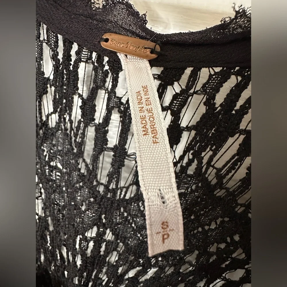 FREE PEOPLE FIRST BLOOM SLEEVELESS LACE & CROCHET DRESS BLACK